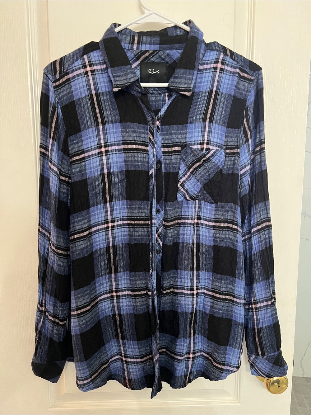 Rails button down top